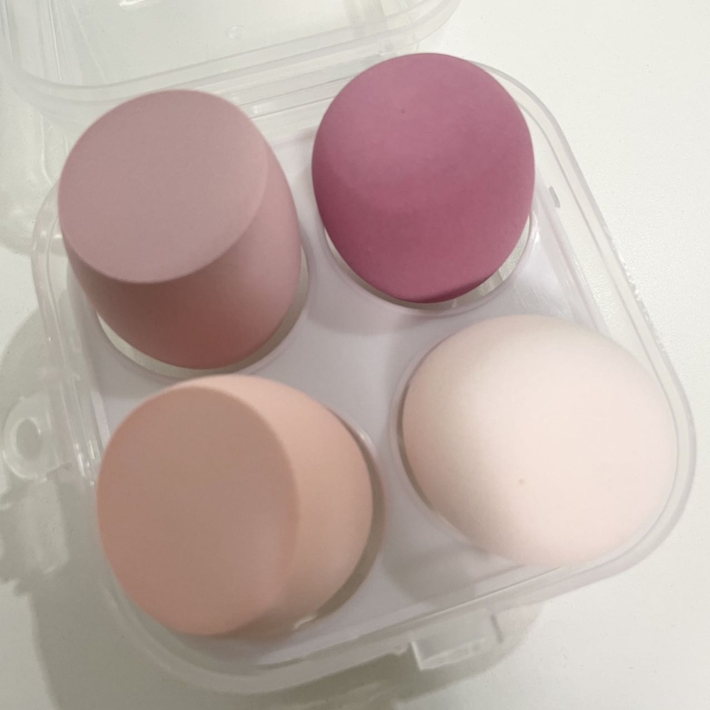 Set of 4 Pink Makeup Sponges - Picture 3 of 8